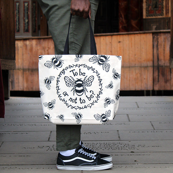 boutique holiday checkered shopping tote busy bee travel bag Hamlet (To or Not to Bee) – Shakespeare's Globe Collection:accessory Bellroy Classic Backpack Plus Size:SF-4000XA (6.2:1) One of a kind