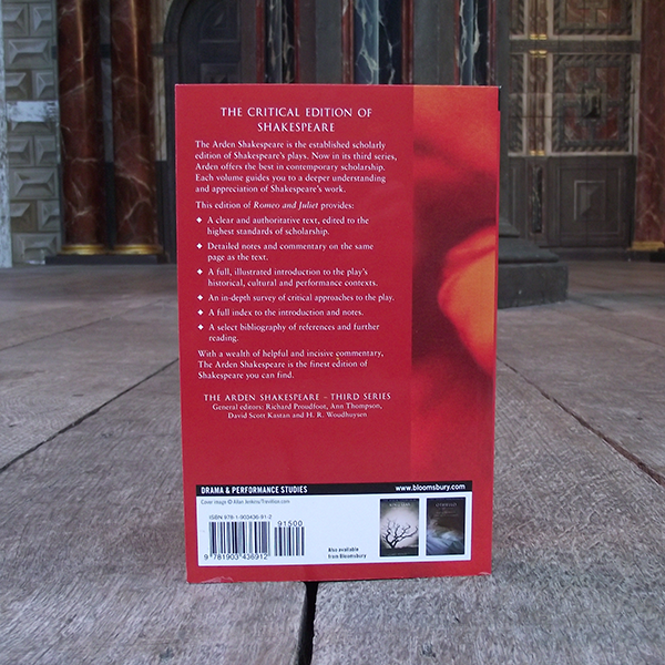 The Arden Shakespeare - Romeo & Juliet. Paperback book.