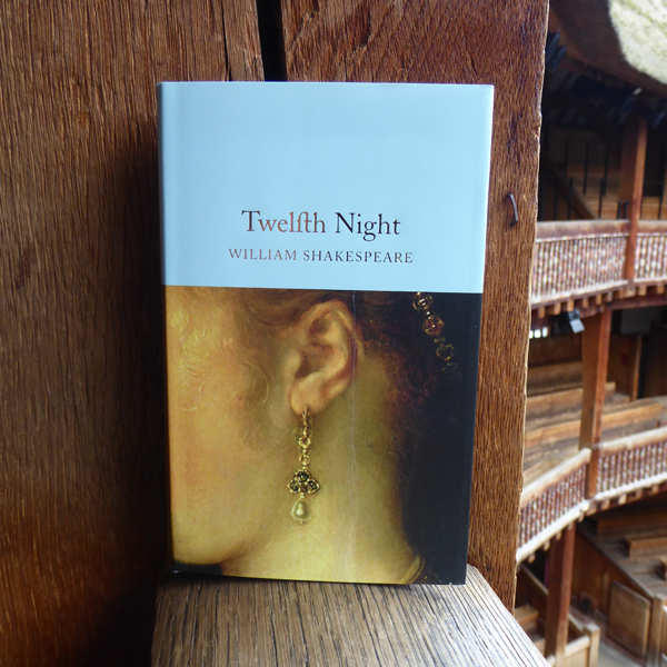 Pocket sized hardback Collector's Library copy of Twelfth Night by William Shakespeare