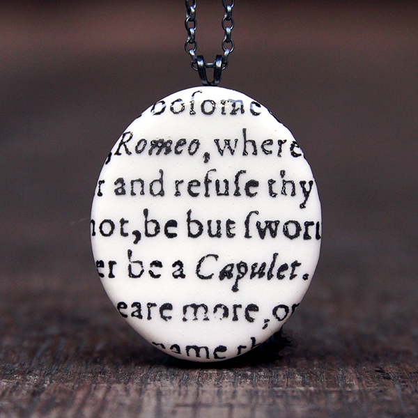Oval ceramic pendant featuring a snippet from Juliet's balcony scene in Romeo and Juliet