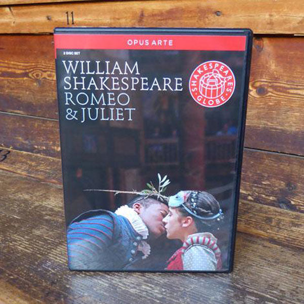 DVD of Shakespeare's Globe 2009 production of The Tempest. Performed and recorded in Shakespeare's Globe.