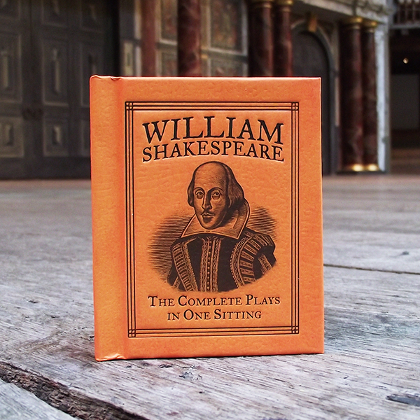 William Shakespeare. The Complete Play In One Sitting. Mini hardback book.